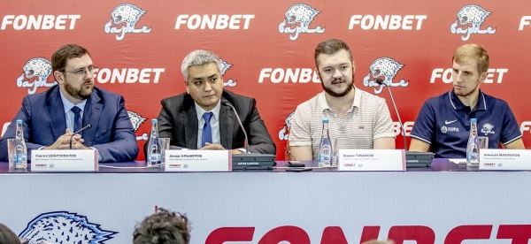 БК «Фонбет» подписала соглашения с двумя клубами КХЛ